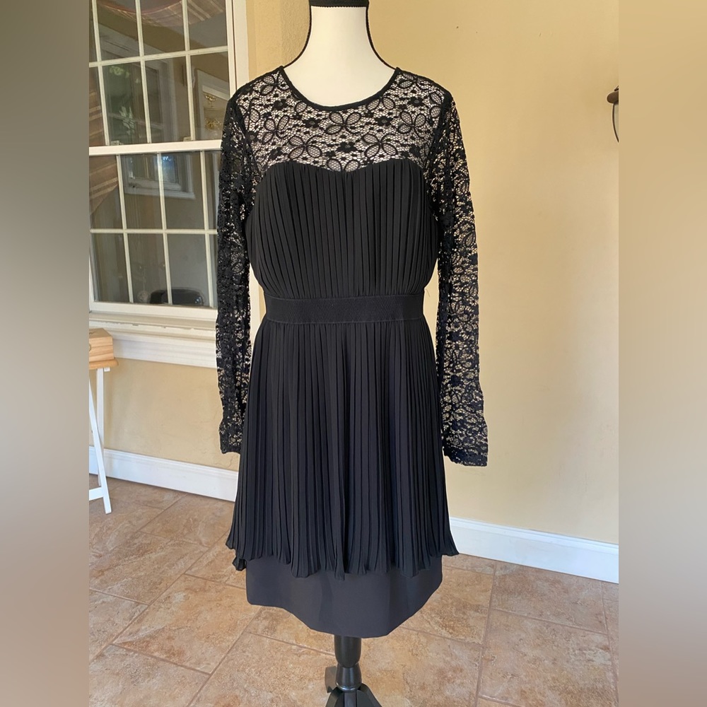 Lace midi dress Marilyn Monroe style